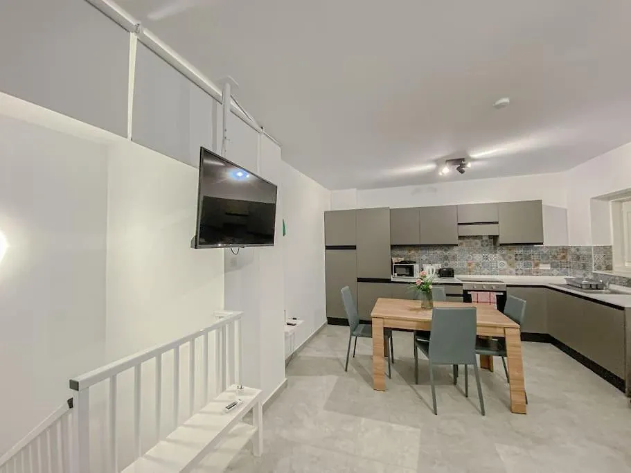 Appartamento Designer Duplex Penthouse In Floriana Malta