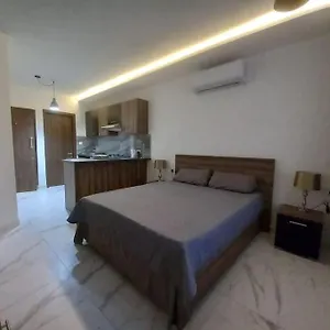 Brand New 1 Bedroom Flat Appartamento
